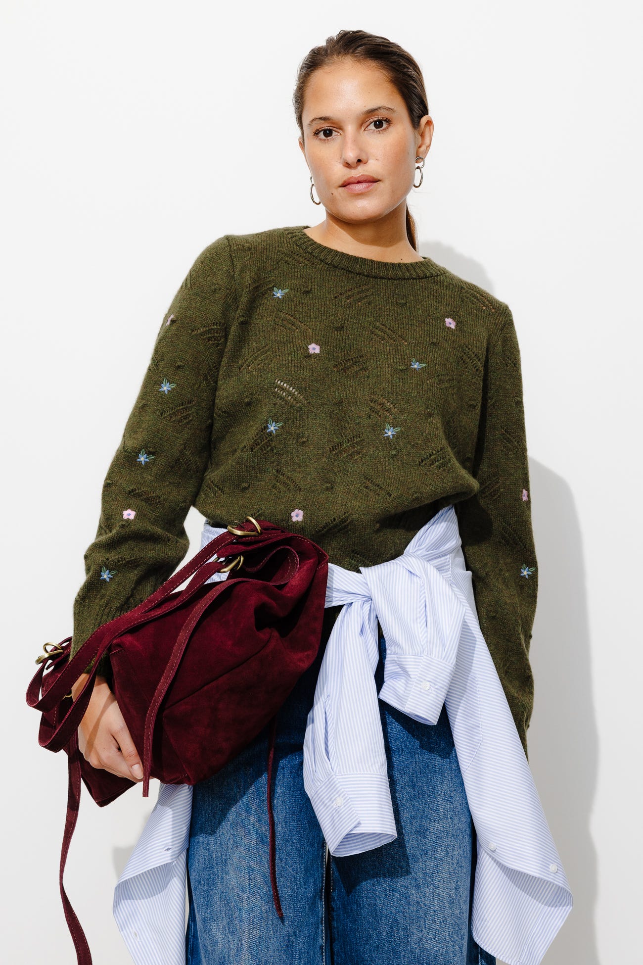 Pull brodé de fleurs Femme