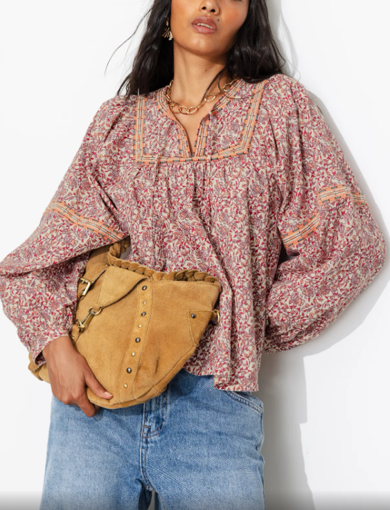 Comment choisir une blouse femme pour l'automne ?