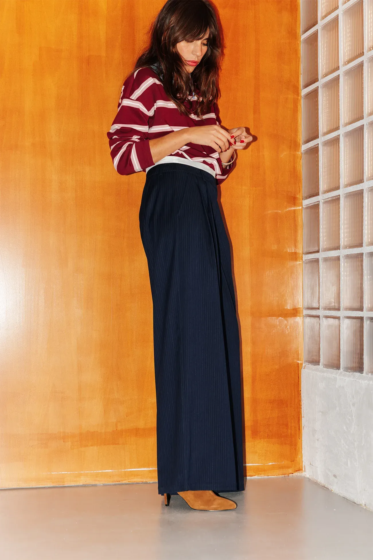 Quelle veste porter avec un pantalon large ? 