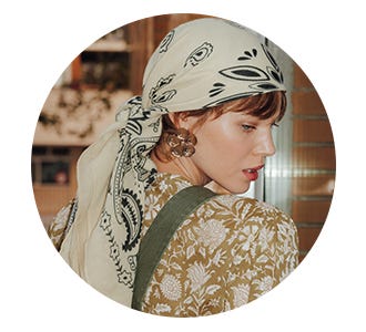 CAPSULE MOTIF BANDANA 